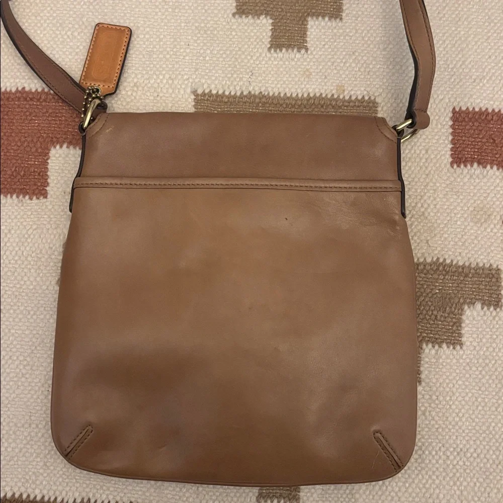 Coach Crossbody Tan Brown Leather E23-9592 Y2K bag - Picture 8 of 12